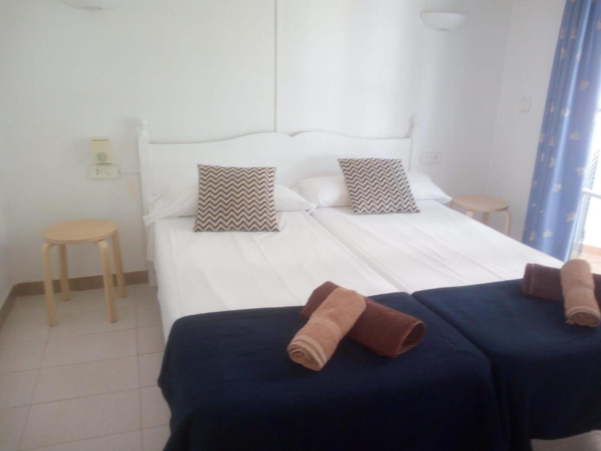 Apartamentos Playa Park Brisas Son Xoriguer Cala en Bosc Eksteriør billede