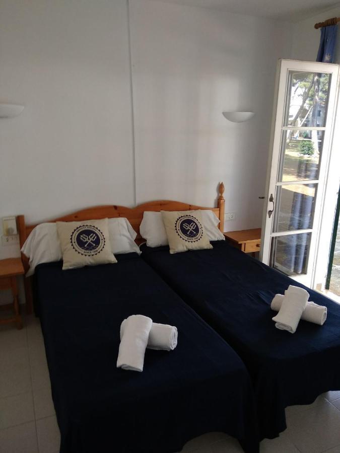 Apartamentos Playa Park Brisas Son Xoriguer Cala en Bosc Eksteriør billede